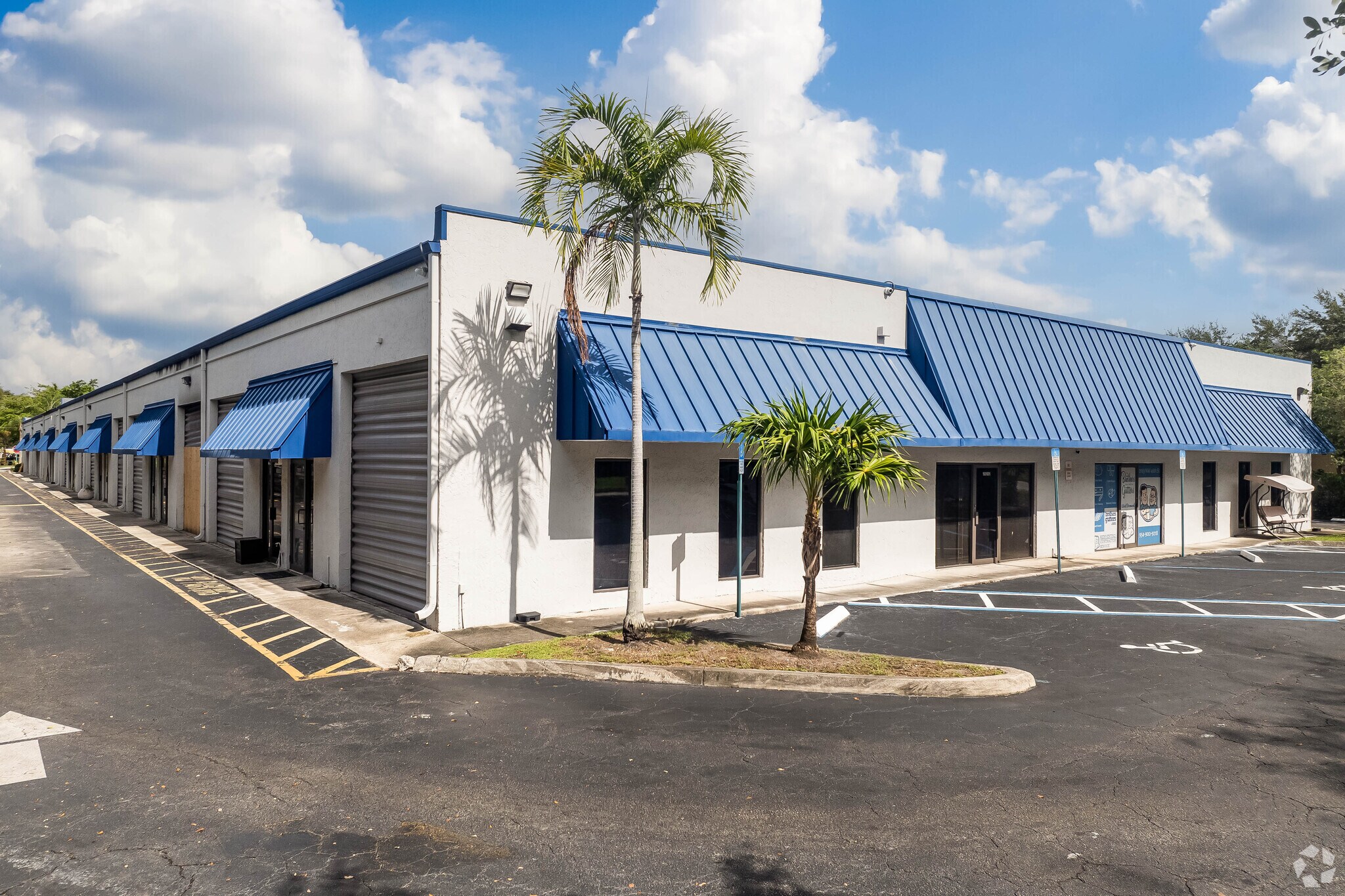 10101-10163 NW 46th St, Sunrise, FL à louer Photo de l’immeuble– Image 1 sur 14
