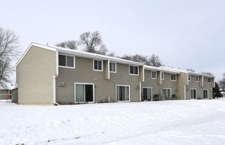 Plus de détails pour 2701 11th Ave, Anoka, MN - Logement à vendre