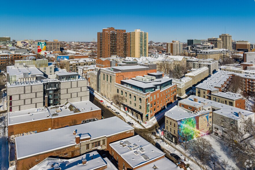 2095-2101 Boul Saint-Laurent, Montréal, QC à louer - Aérien – Image 3 sur 5
