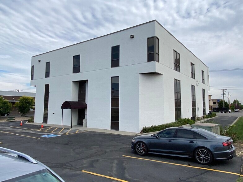 411 W 7200 S, Midvale, UT à louer - Photo de l’immeuble – Image 2 sur 6