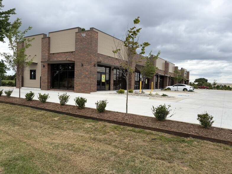 700 Shelby Trail, Conway, AR à louer - Photo principale – Image 1 sur 7