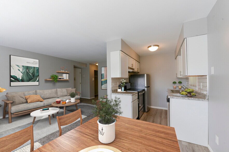 3018 30th Ave S, Minneapolis, MN à vendre - Photo de l’immeuble – Image 2 sur 14