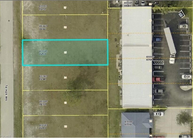 3811 SW 8th Pl, Cape Coral, FL à vendre - Photo de l’immeuble – Image 2 sur 3