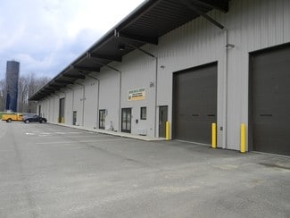 Plus de détails pour 212 Airport Rd, Lewis Run, PA - Industriel/Logistique à louer