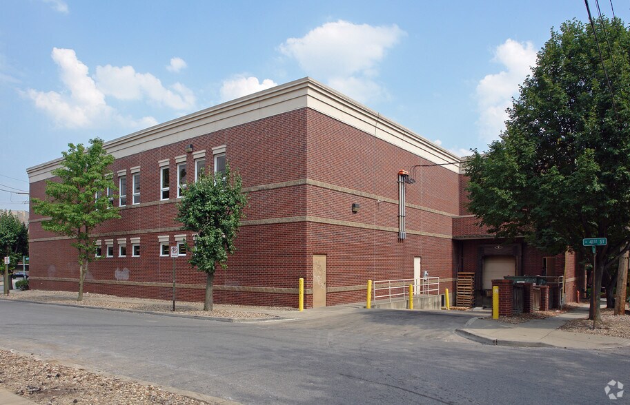 4100 Main St, Kansas City, MO à louer - Photo de l’immeuble – Image 2 sur 9