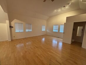 10052-10078 Alta Sierra Dr, Grass Valley, CA à louer Photo intérieure– Image 1 sur 5