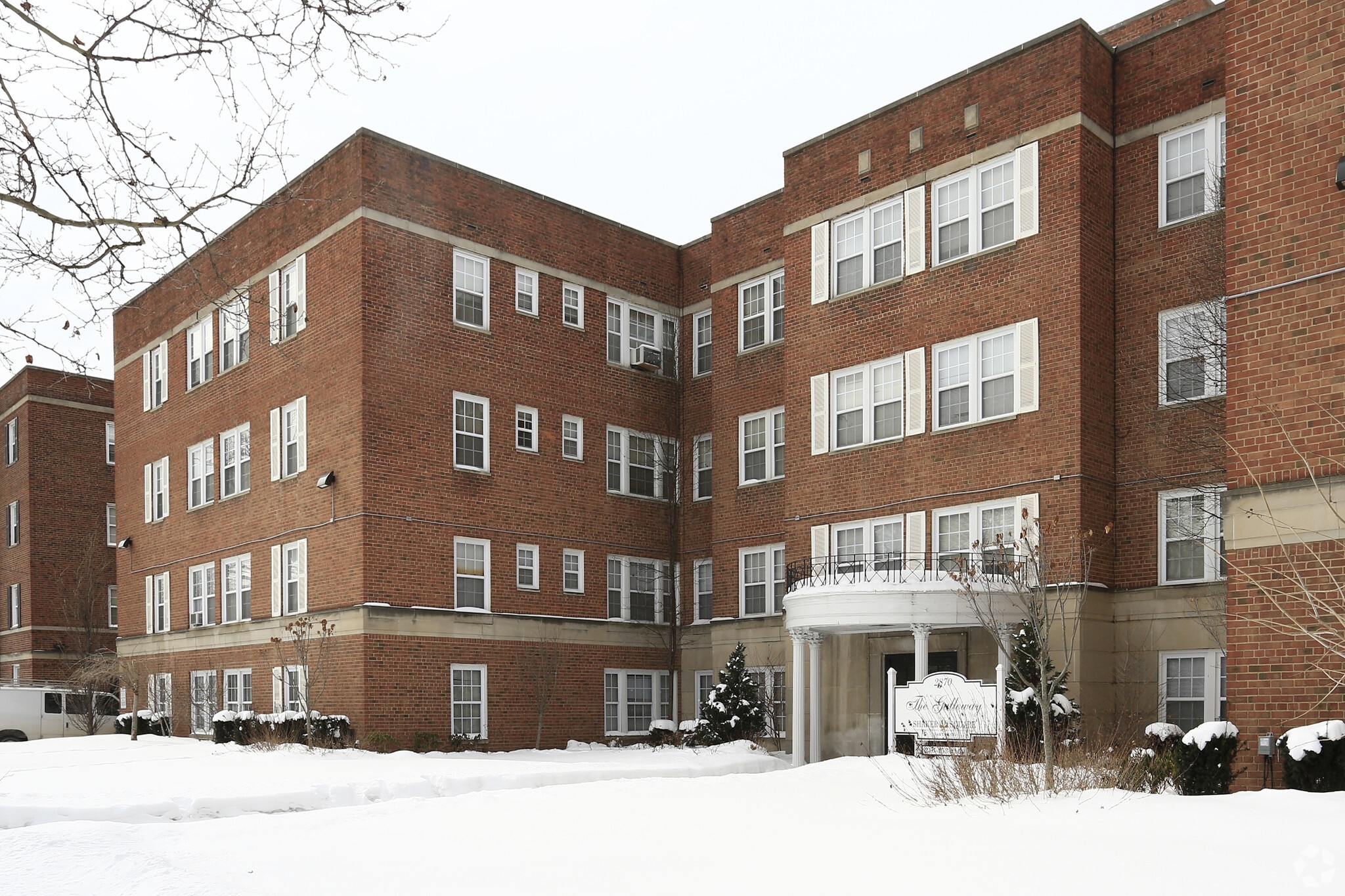 2870 S Moreland Blvd, Cleveland, OH à vendre Photo principale– Image 1 sur 6