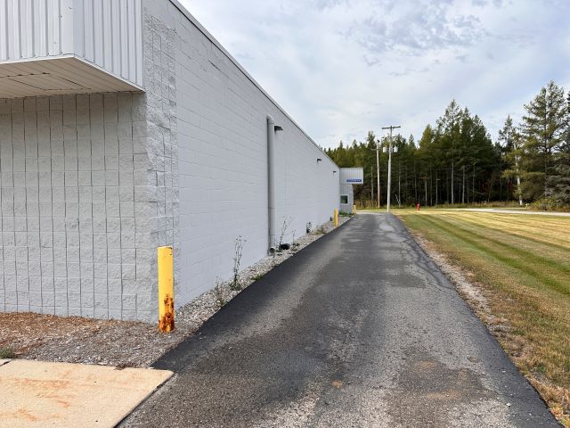 425 N 5th St, Roscommon, MI à vendre - Photo de l’immeuble – Image 2 sur 25