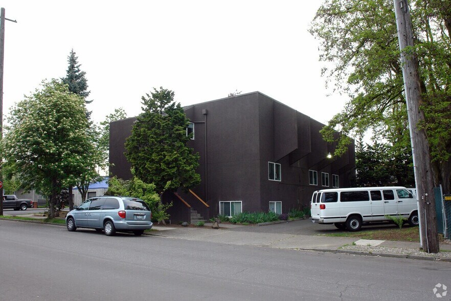 200 SE 7th Ave, Portland, OR à vendre - Photo de l’immeuble – Image 2 sur 5