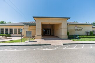 Plus de détails pour 401 Lesher Dr, Merced, CA - Bureau à louer