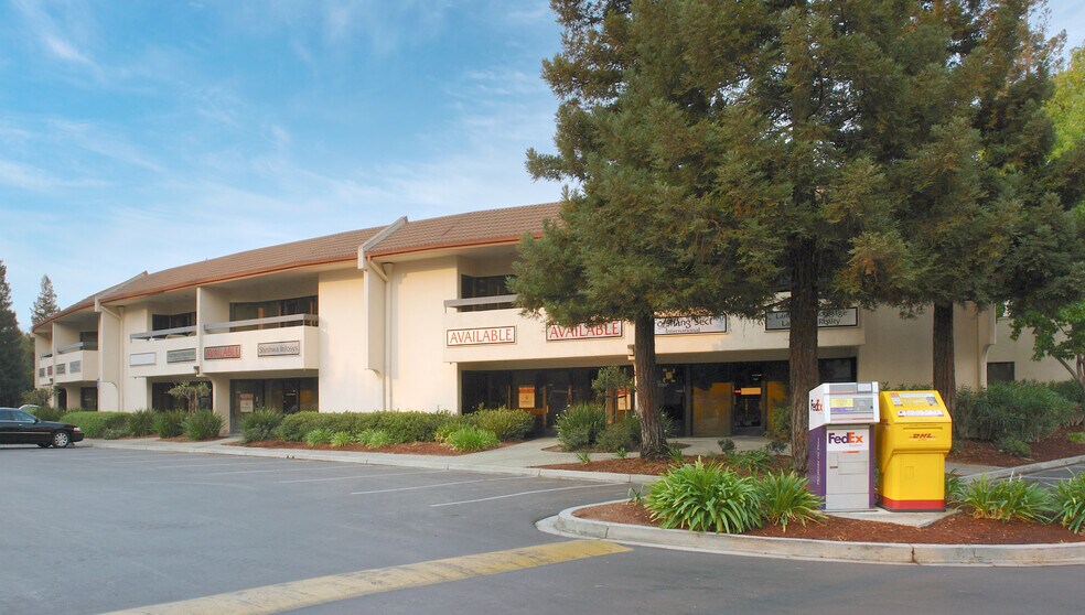 1620 Oakland Rd, San Jose, CA à louer - Photo de l’immeuble – Image 3 sur 4