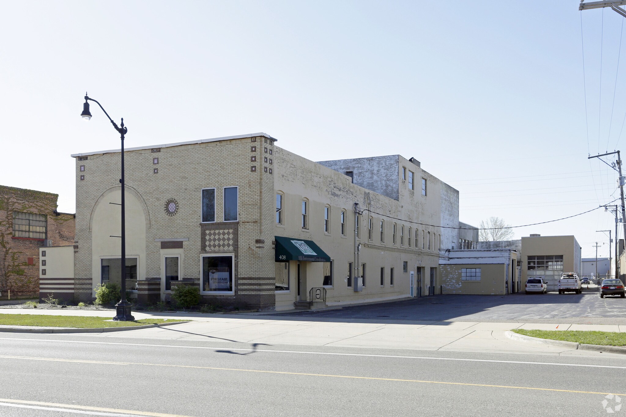 408 W Main St, Benton Harbor, MI à louer Photo principale– Image 1 sur 119