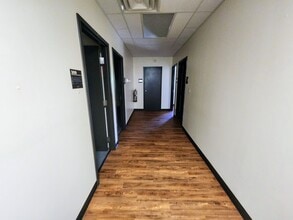 4510 Pennsylvania Ave, Charleston, WV à louer Photo intérieure– Image 1 sur 8