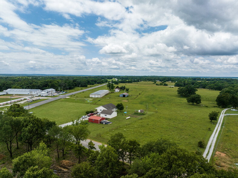 13531 N Mount Pleasant Rd, Gravette, AR à vendre - Photo de l’immeuble – Image 2 sur 3