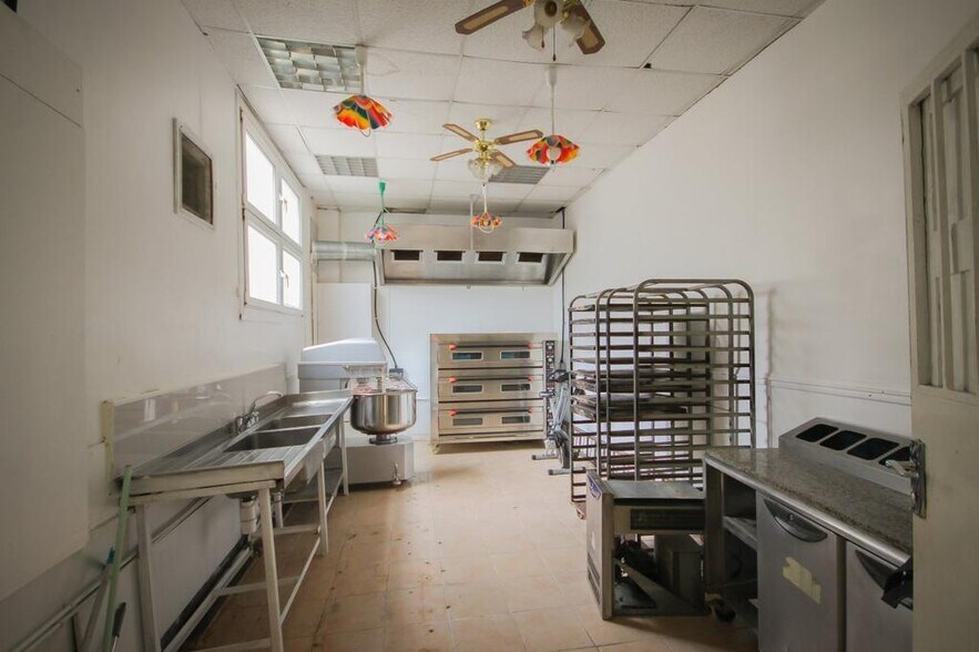 173 High St, Chatham à louer - Photo de l’immeuble – Image 3 sur 11