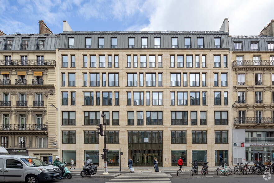 61 Rue La Fayette, Paris à louer - Photo principale – Image 1 sur 3