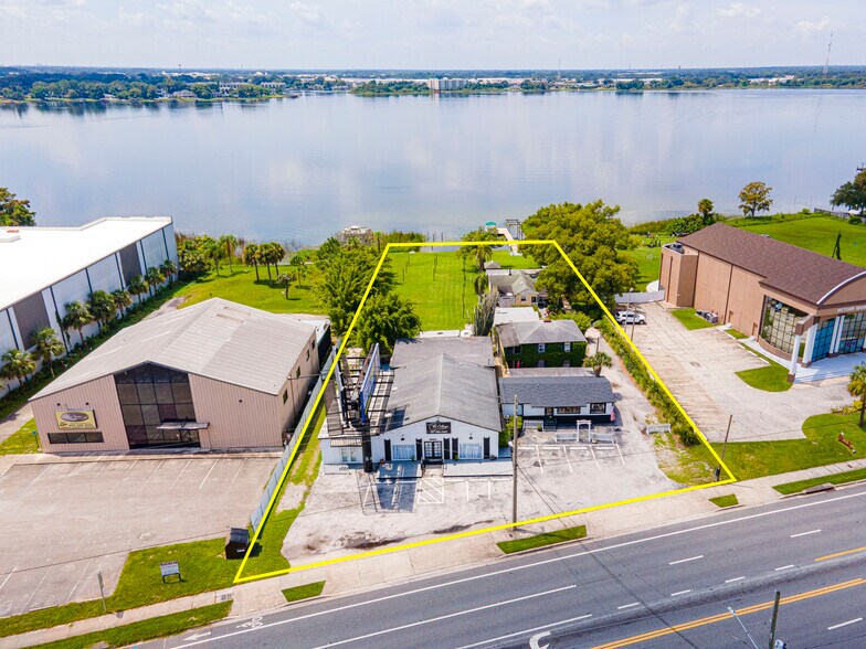 4404 Edgewater Dr, Orlando, FL à vendre - Photo principale – Image 1 sur 28