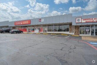 8101-8155 W Camp Bowie Blvd, Fort Worth, TX à louer Photo de l’immeuble– Image 2 sur 5