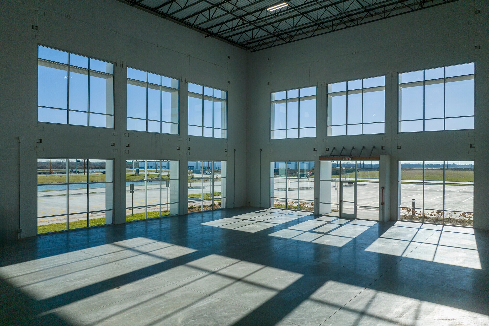 9997 Mississippi St, Crown Point, IN à louer Photo principale– Image 1 sur 2