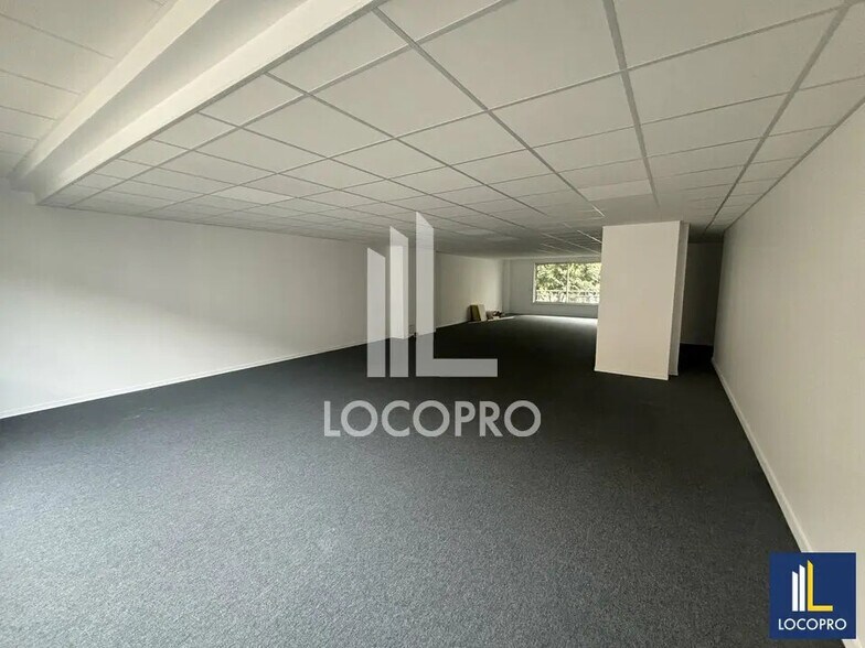 Bureau dans Cagnes-sur-Mer à louer - Photo de l’immeuble – Image 3 sur 5