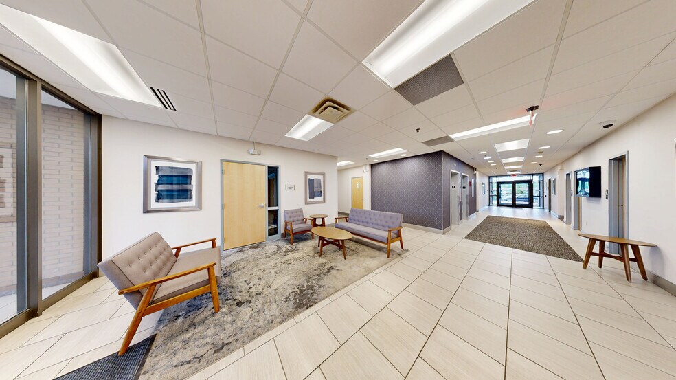 4701 N Keystone Ave, Indianapolis, IN à vendre - Numérisation 3D Matterport – Image 3 sur 23