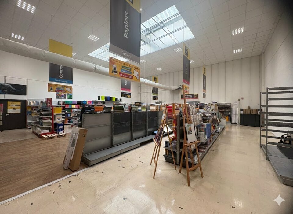 15 Rue Des Sources, Savigny-le-Temple à louer Photo de l’immeuble– Image 1 sur 8