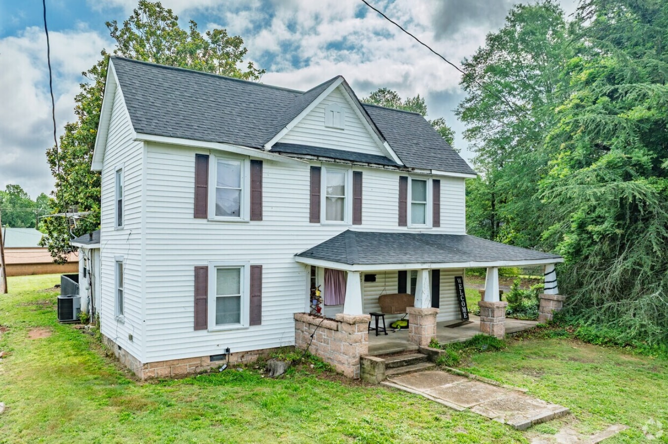 217 Railroad St, Granite Quarry, NC à vendre Photo principale– Image 1 sur 2