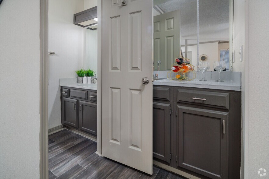 6300 Rue Marielyne St, San Antonio, TX à vendre - Photo de l’immeuble – Image 3 sur 30