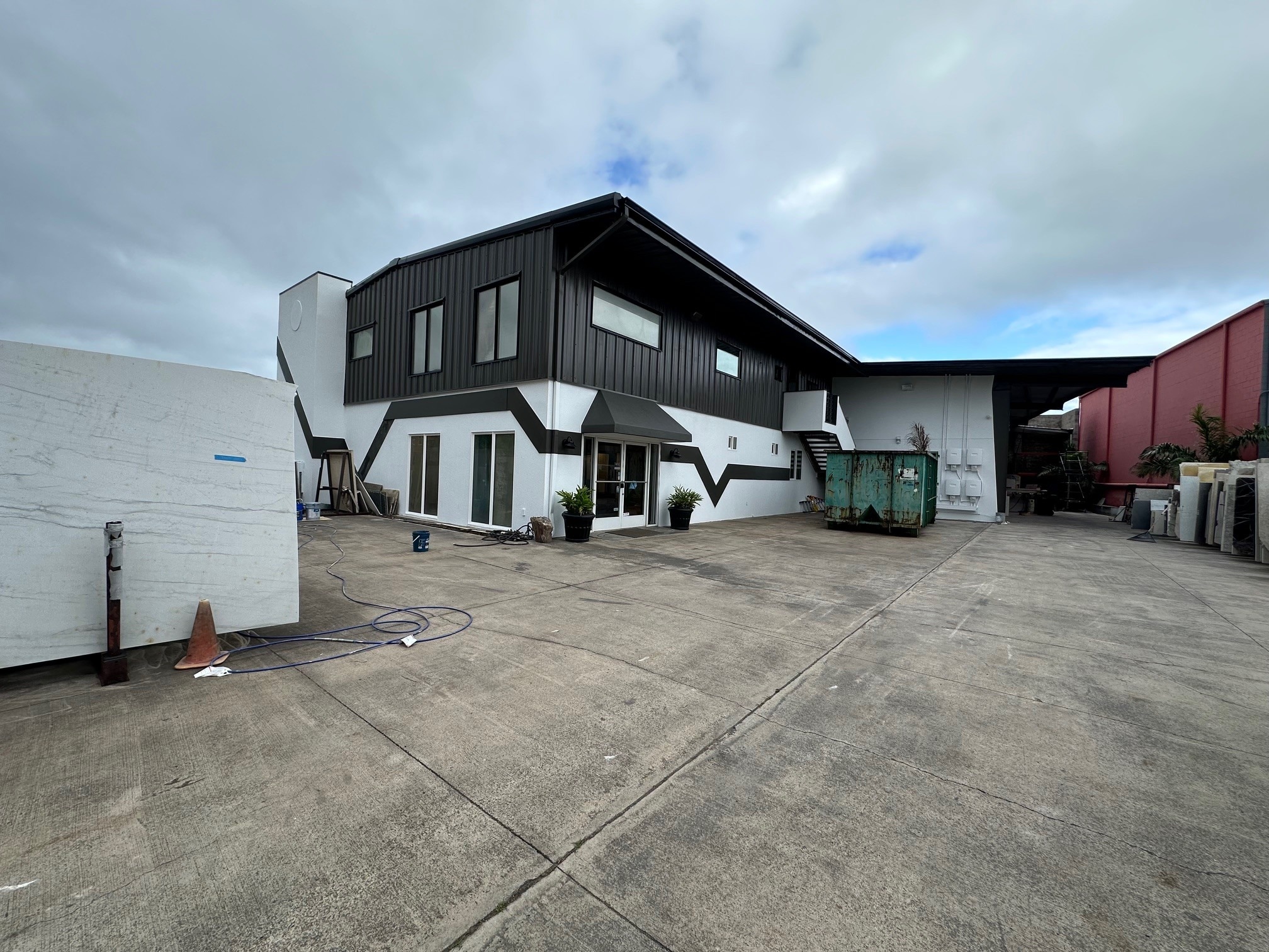 874 Alua St, Wailuku, HI à vendre Photo intérieure– Image 1 sur 18