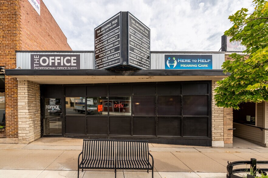 140 W Main St, Winneconne, WI à louer - Photo de l’immeuble – Image 3 sur 12