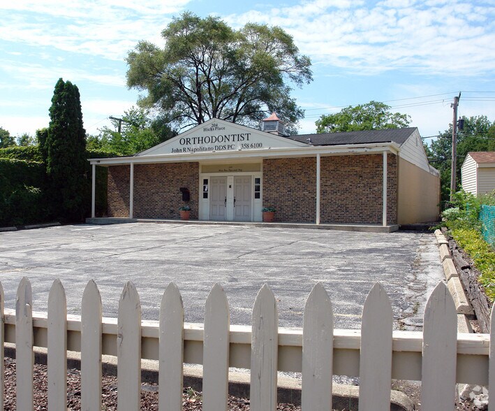 204-206 N Hicks Pl, Palatine, IL à vendre - Photo de l’immeuble – Image 2 sur 3