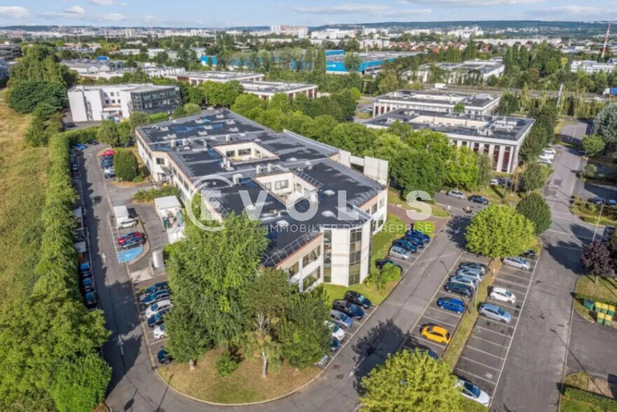 Local d’activités dans Antony à louer - Photo de l’immeuble – Image 1 sur 8