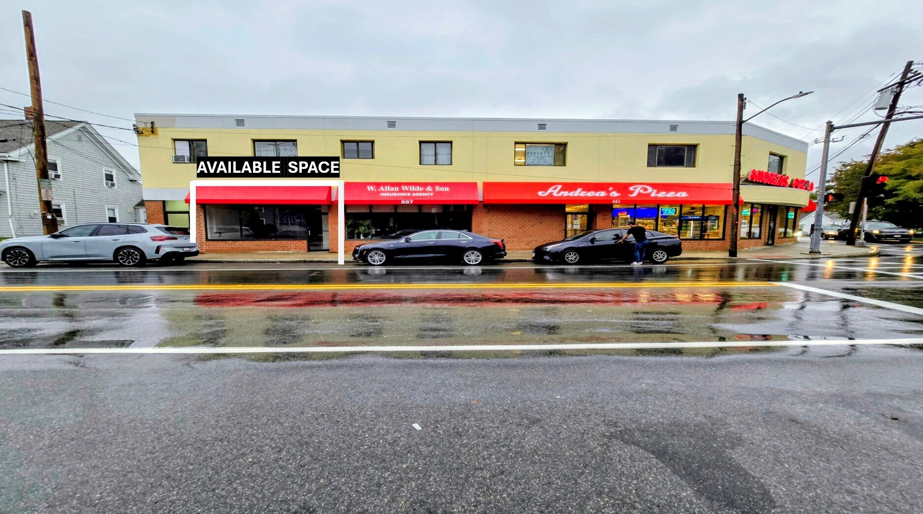 881-889 Main St, Winchester, MA à louer Photo de l’immeuble– Image 1 sur 4