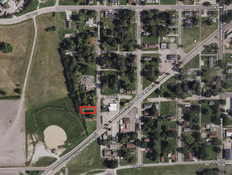 2403 Forkner St, Anderson, IN à vendre - Photo de l’immeuble – Image 2 sur 2