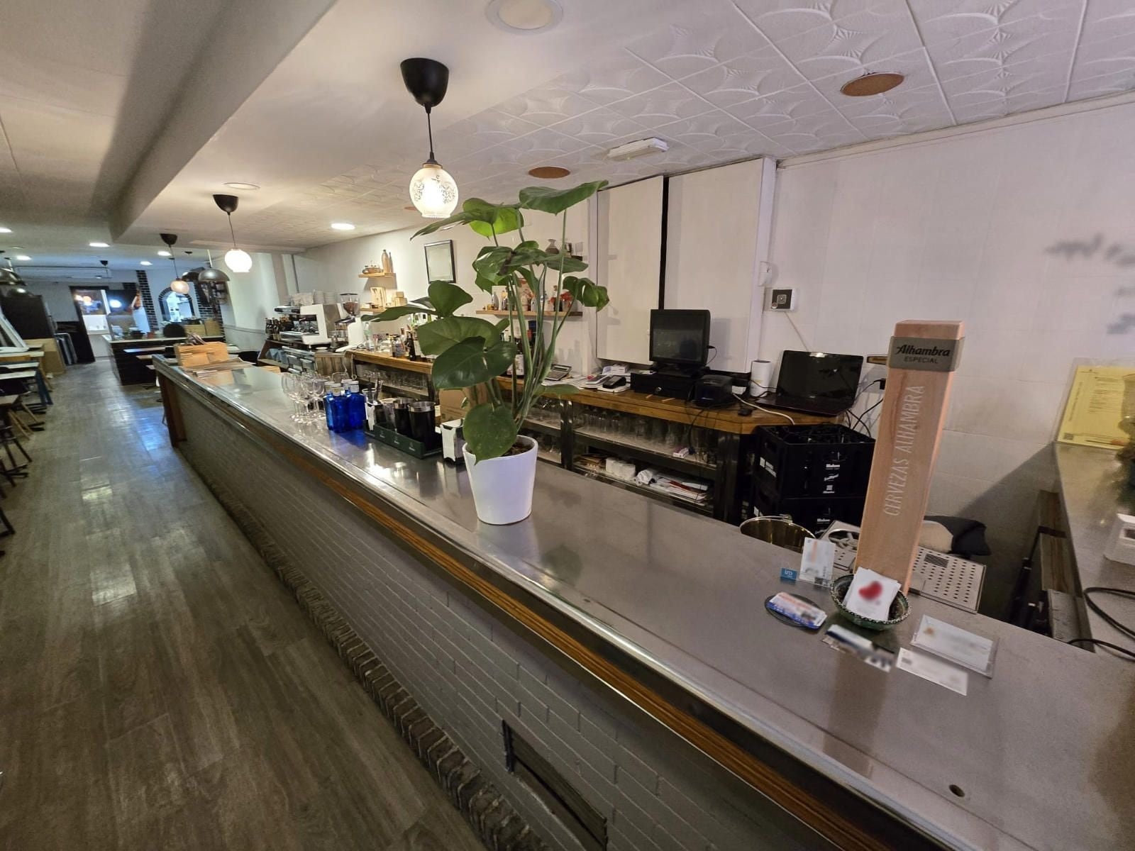 Local commercial dans Barcelone, Barcelona à louer Photo intérieure– Image 1 sur 11