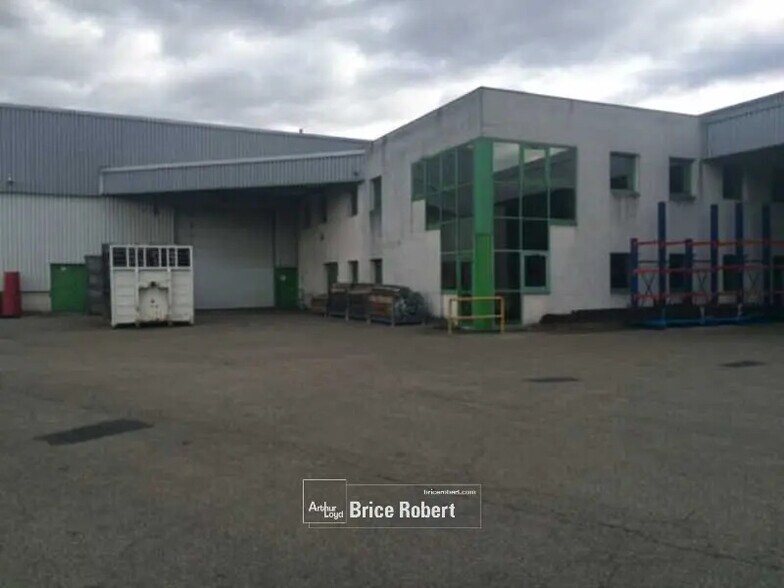 Industriel/Logistique dans Jassans-Riottier à louer - Photo de l’immeuble – Image 2 sur 2