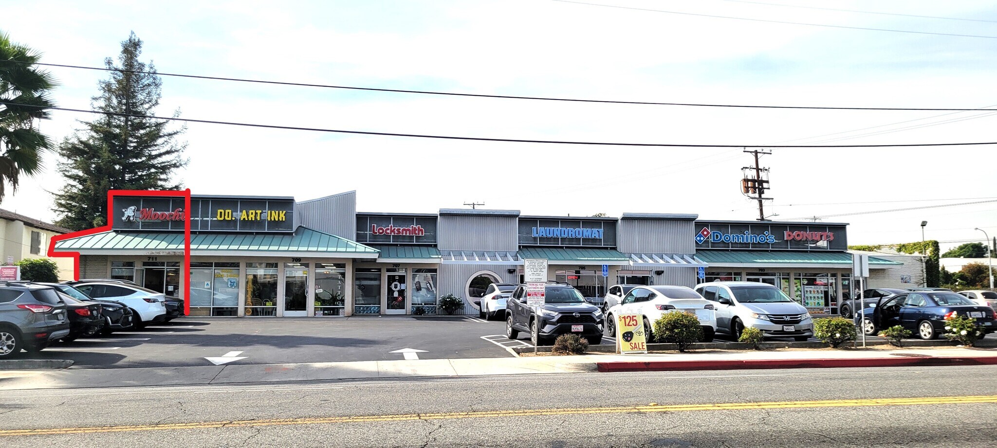 701-711 S Atlantic Blvd, Alhambra, CA à louer Photo de l’immeuble– Image 1 sur 15