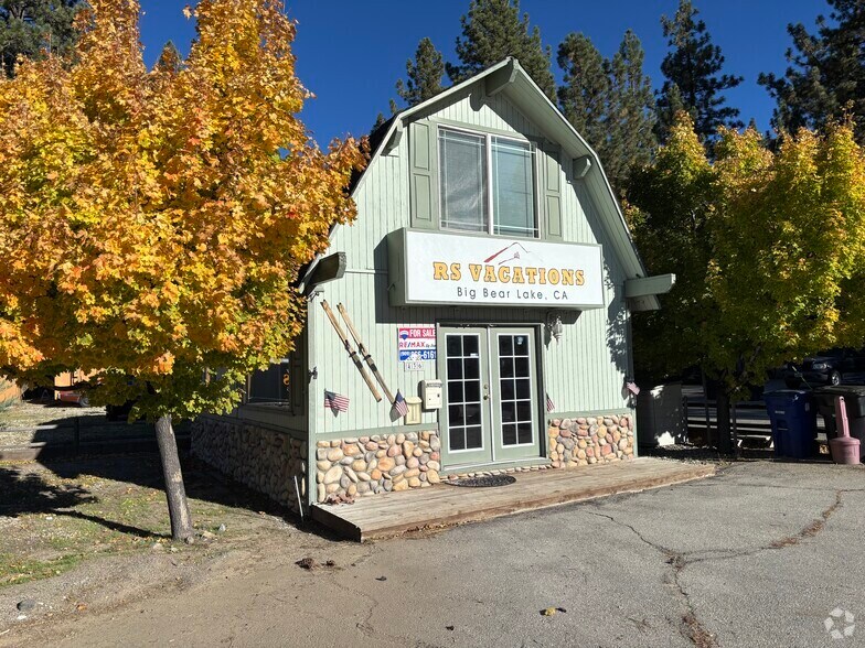 436 W Big Bear Blvd, Big Bear City, CA à vendre - Photo principale – Image 1 sur 1