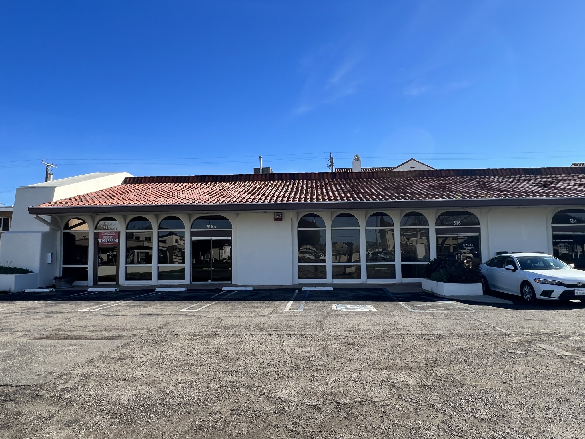514-518 N H St, Lompoc, CA à louer Photo de l’immeuble– Image 1 sur 12