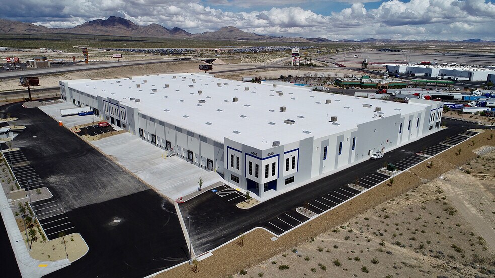 6565 Nascar St, Las Vegas, NV à louer - Photo de l’immeuble – Image 3 sur 3