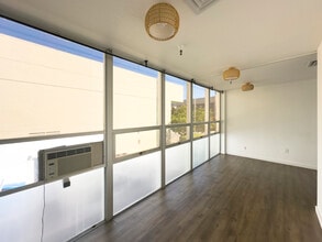 1220-1234 Howard Ave, Burlingame, CA à louer Photo intérieure– Image 2 sur 7