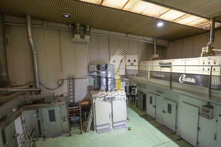 Industriel/Logistique dans Alovera, Guadalajara à vendre - Photo de l’immeuble – Image 3 sur 10