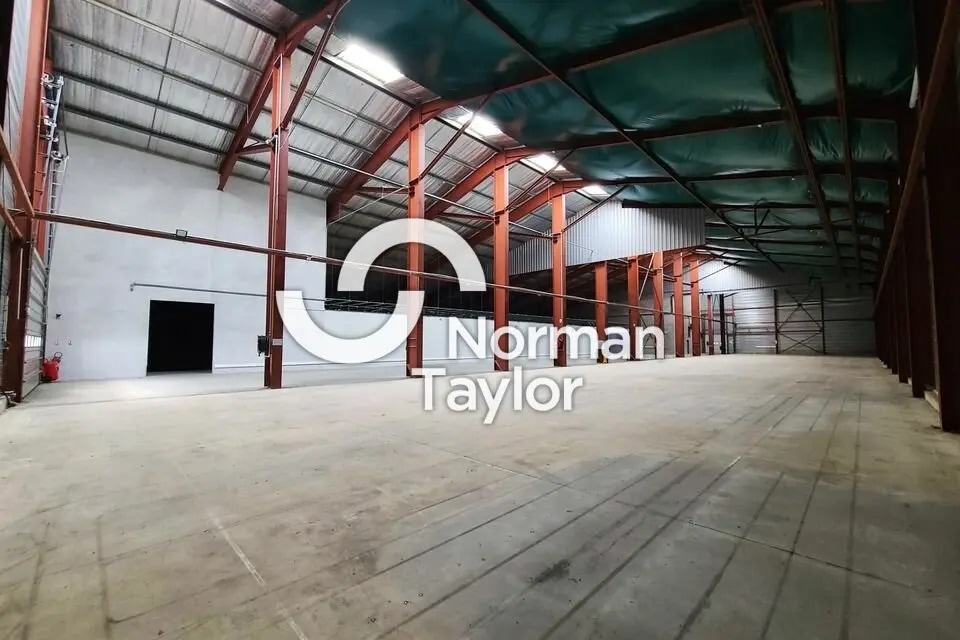 Local d'activités dans Peyrehorade à vendre Photo de l’immeuble– Image 1 sur 7