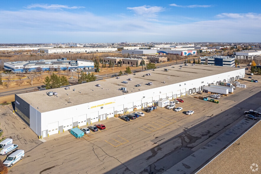 7003-7127 Roper Rd NW, Edmonton, AB à louer - Aérien – Image 2 sur 2