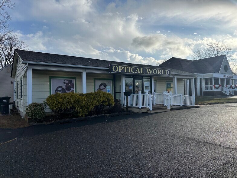 3501 N Rt 9, Howell, NJ à louer - Photo de l’immeuble – Image 2 sur 21