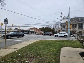 630 Germantown Pike, Lafayette Hill, PA à louer Photo de l’immeuble– Image 1 sur 5