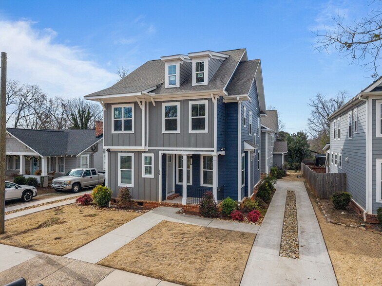 102 Ladson St, Greenville, SC à vendre - Photo principale – Image 1 sur 1