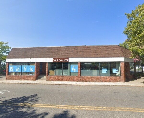 2 Main St, Sag Harbor, NY à louer - Photo de l’immeuble – Image 2 sur 7