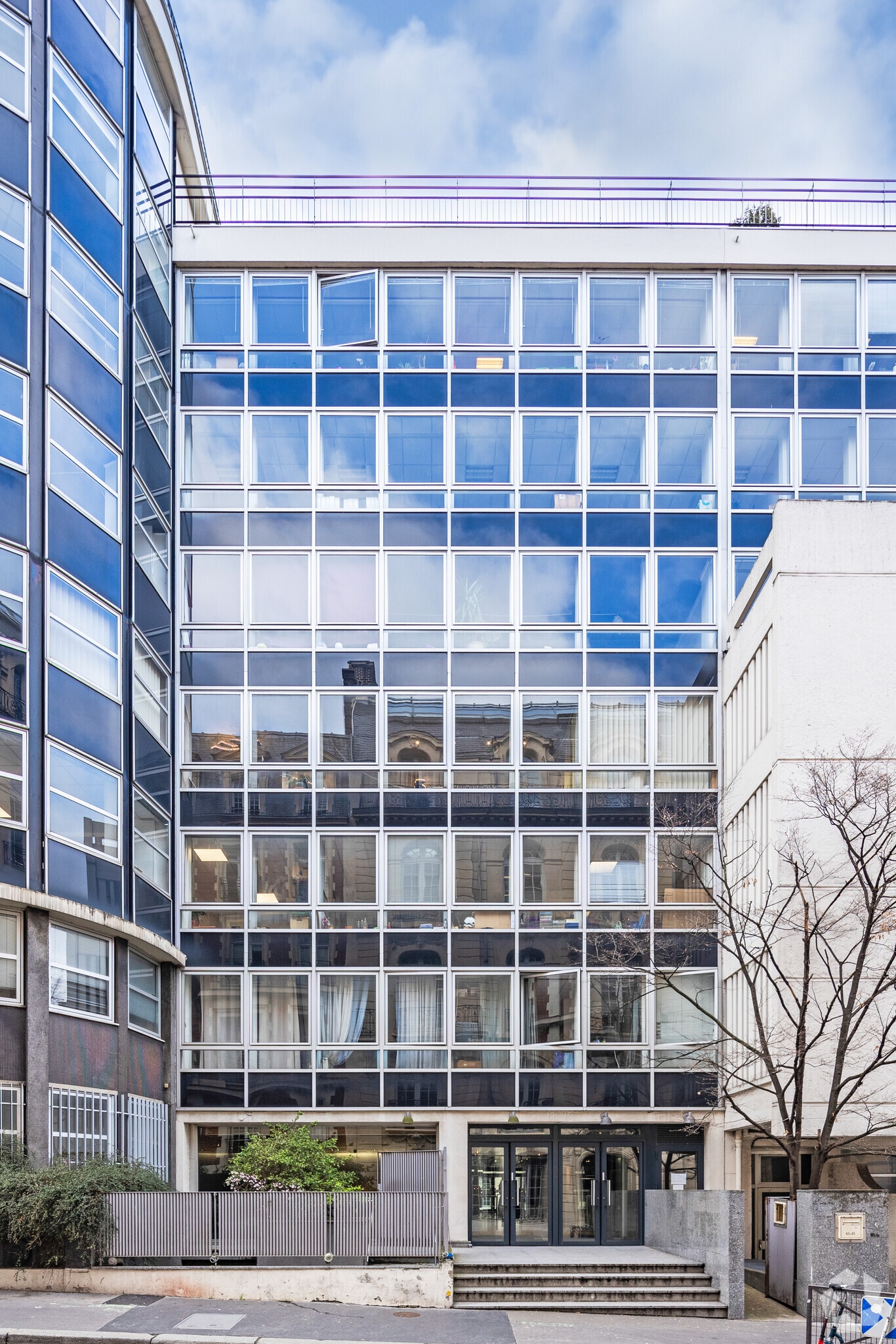 29 Rue Du Général Foy, Paris à louer Photo principale– Image 1 sur 11