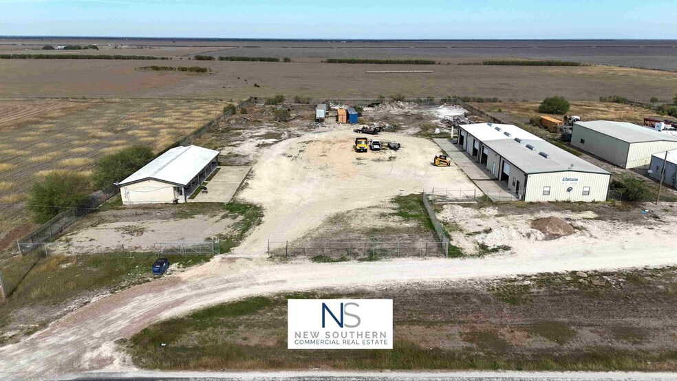 6049 E Highway 44, Alice, TX à vendre - Photo de l’immeuble – Image 2 sur 13